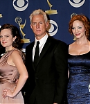 2009-11-20-61st-Primetime-Emmy-Awards-058.jpg