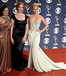 2009-11-20-61st-Primetime-Emmy-Awards-019.jpg