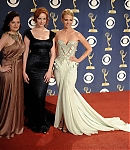 2009-11-20-61st-Primetime-Emmy-Awards-023.jpg