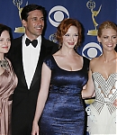 2009-11-20-61st-Primetime-Emmy-Awards-036.jpg