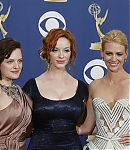 2009-11-20-61st-Primetime-Emmy-Awards-045.jpg