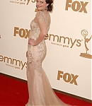 2011-09-18-63rd-Annual-Primetime-Emmy-Awards-Arrivals-013.jpg