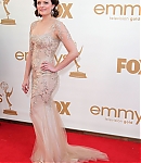 2011-09-18-63rd-Annual-Primetime-Emmy-Awards-Arrivals-083.jpg