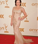2011-09-18-63rd-Annual-Primetime-Emmy-Awards-Arrivals-116.jpg