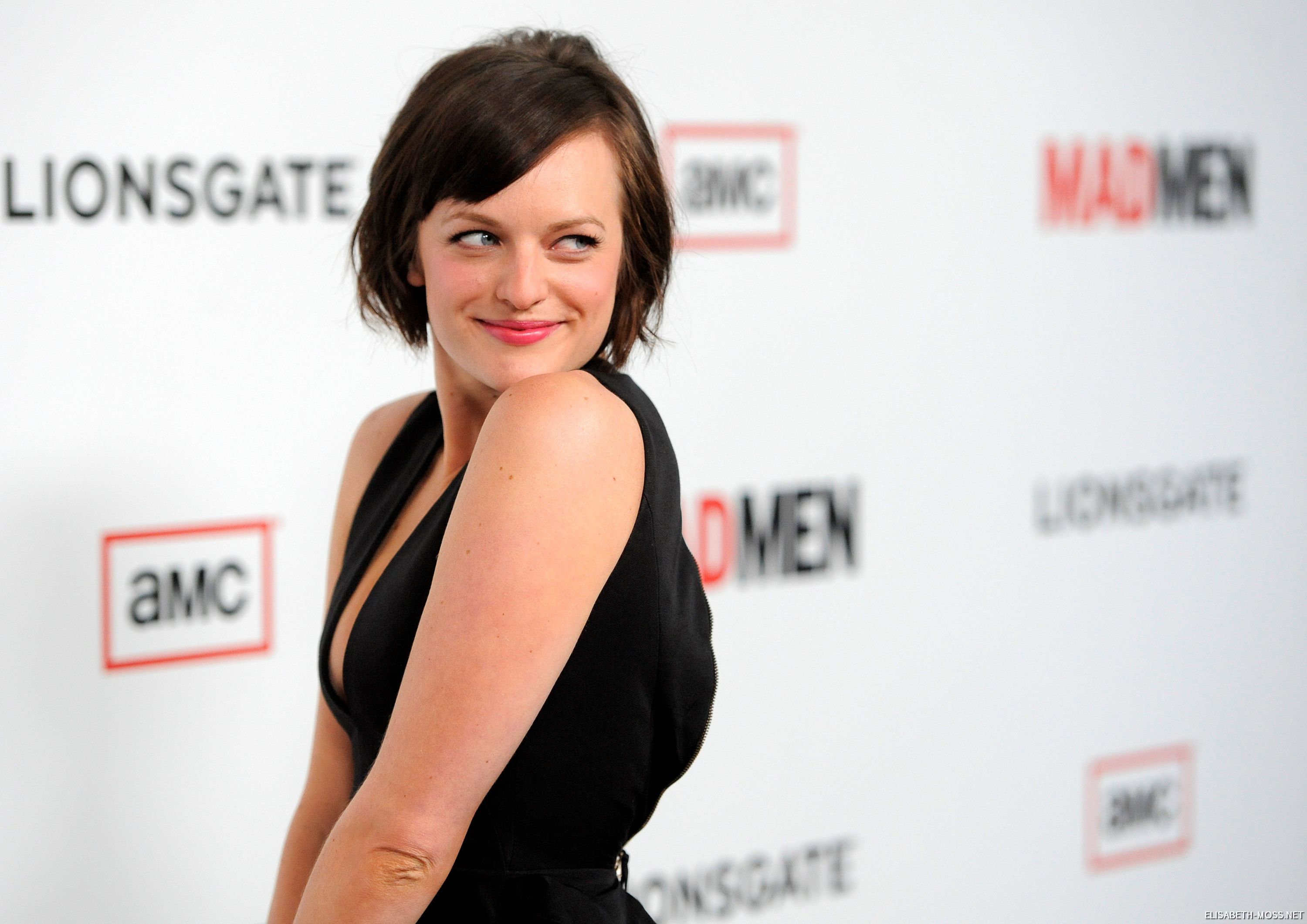 2013-03-20-Mad-Men-Season-6-Premiere-010.jpg