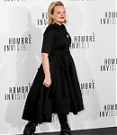 2020-02-19-The-Invisible-Man-Madrid-Photocall-042.jpg