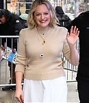2020-02-26-Candids-around-New-York-to-Promote-The-Invisible-Man-015.jpg