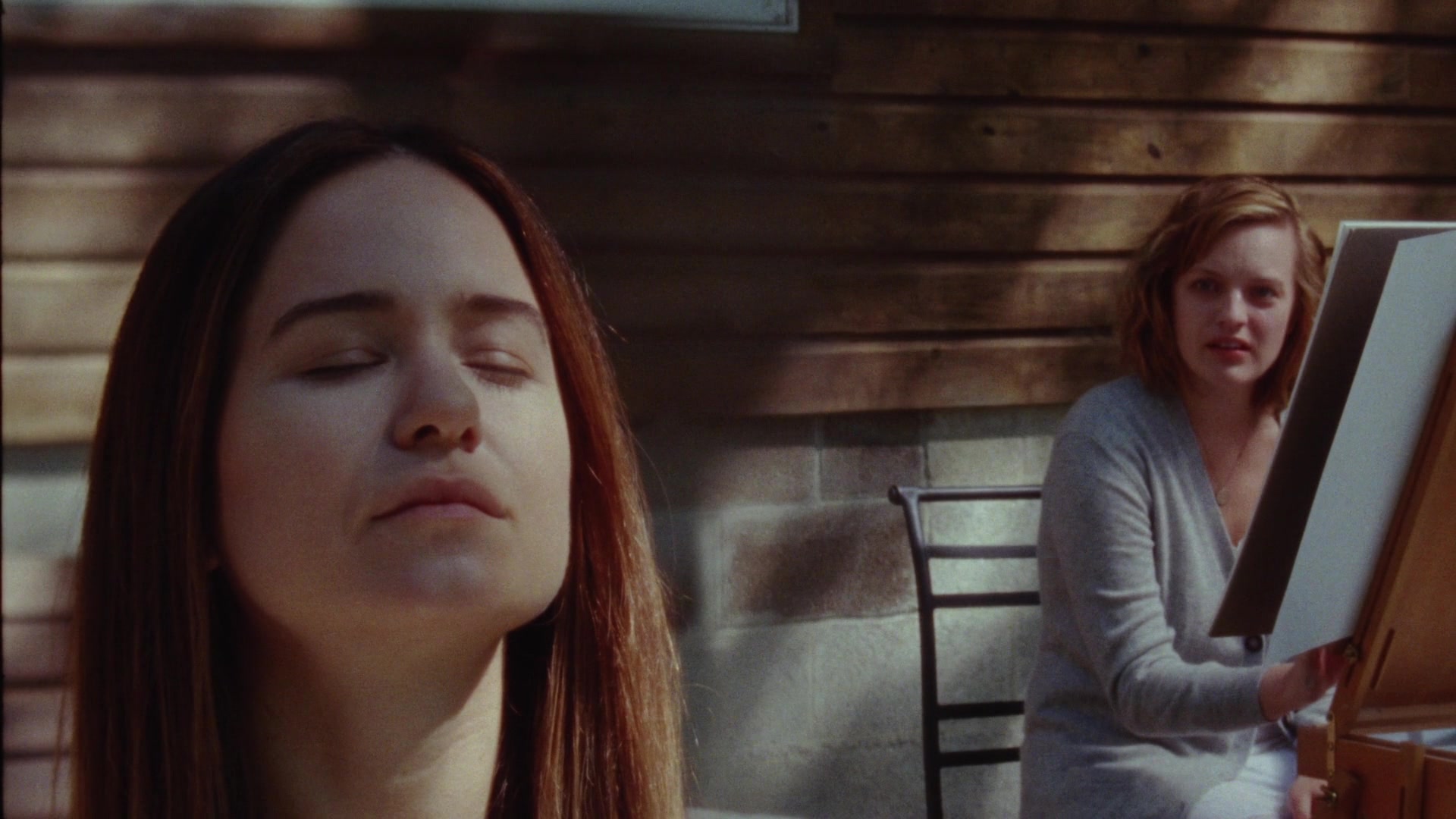 Queen-Of-Earth-0890.jpg Queen-Of-Earth-0890.jpg