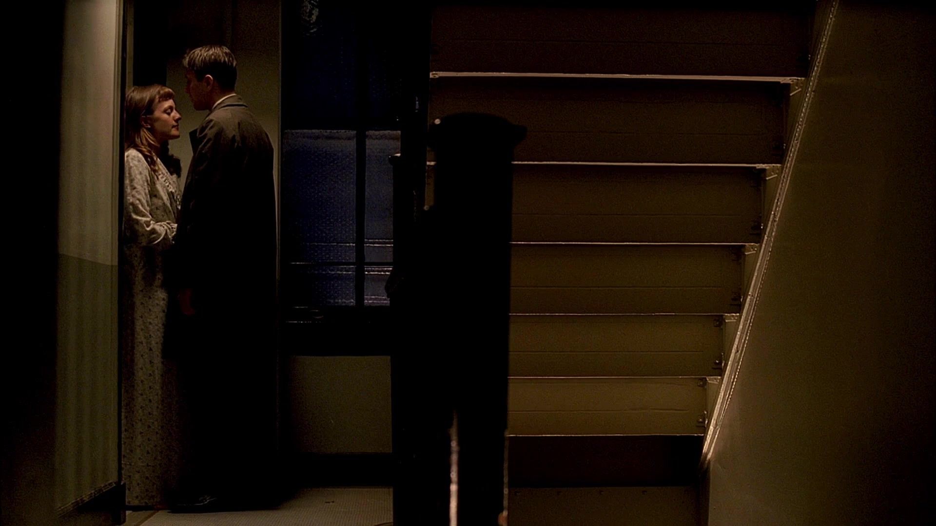 Mad-Men-Season-01-1x01-298.jpg Mad-Men-Season-01-1x01-298.jpg