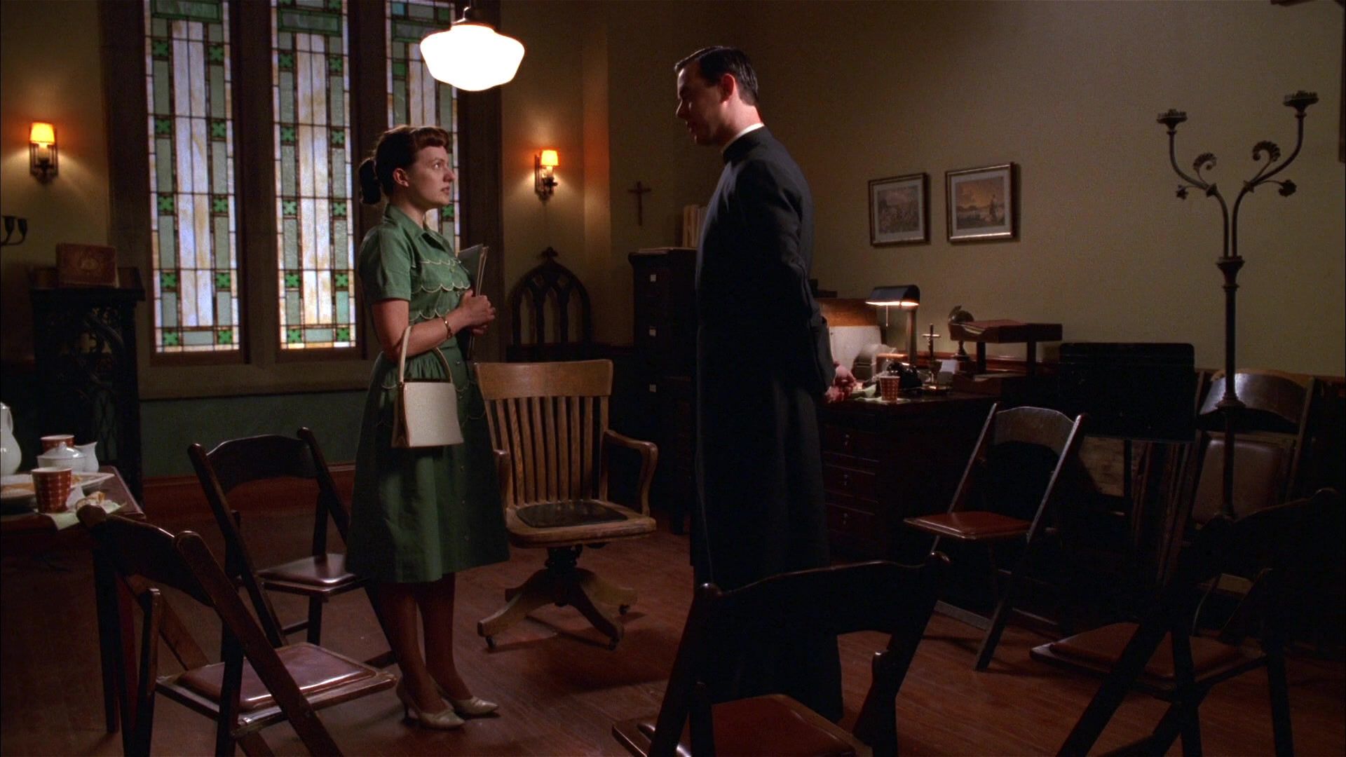 Mad-Men-Season-2x08-132.jpg