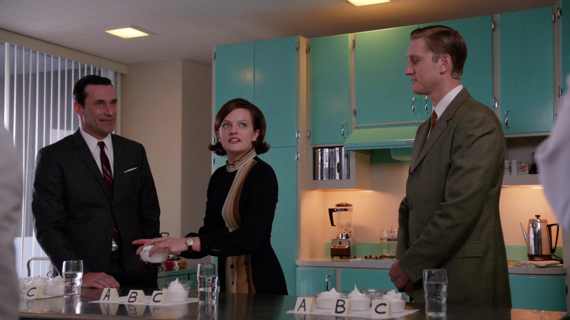 Mad-Men-Season-5x08-224.jpg