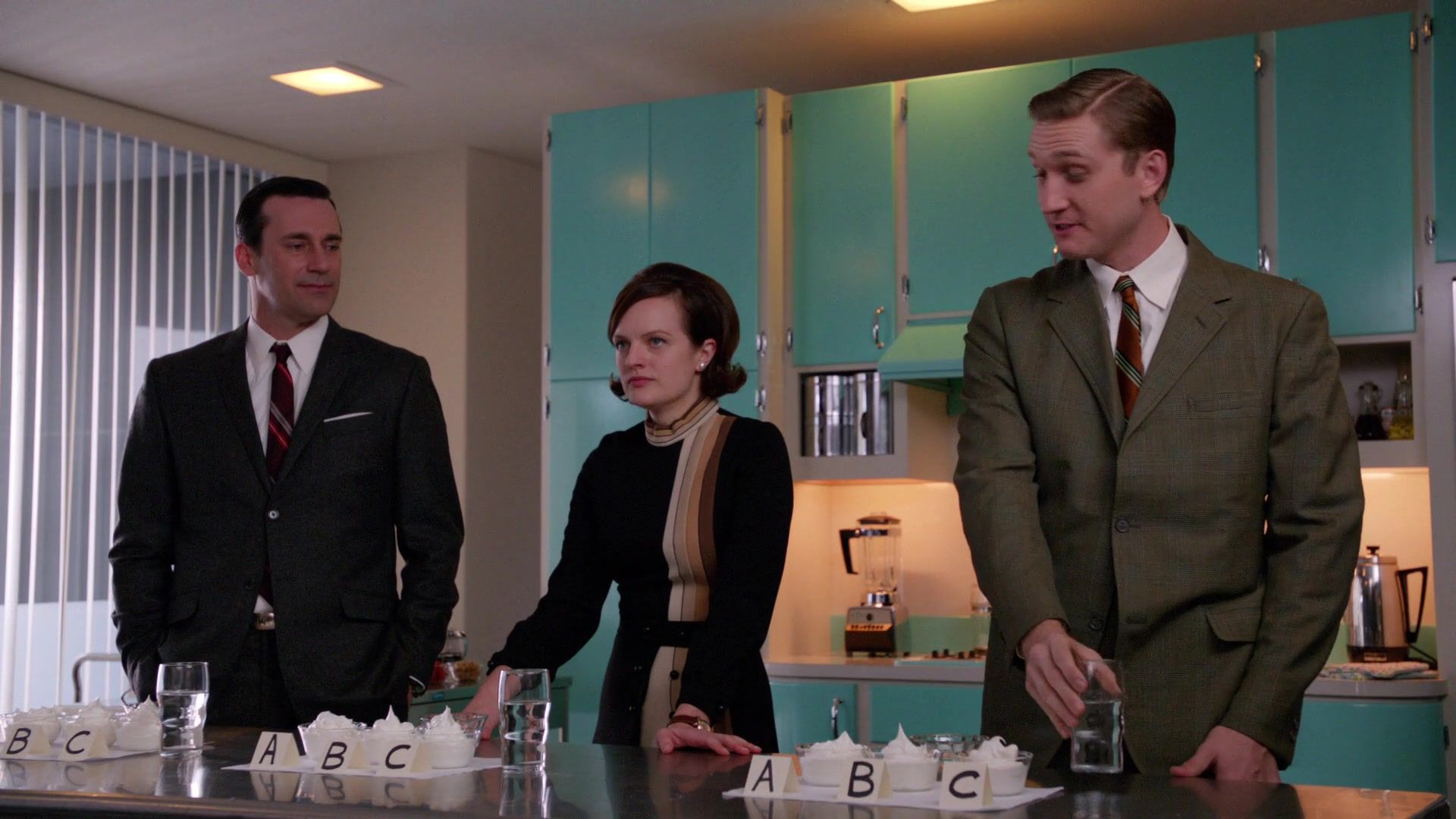 Mad-Men-Season-5x08-246.jpg