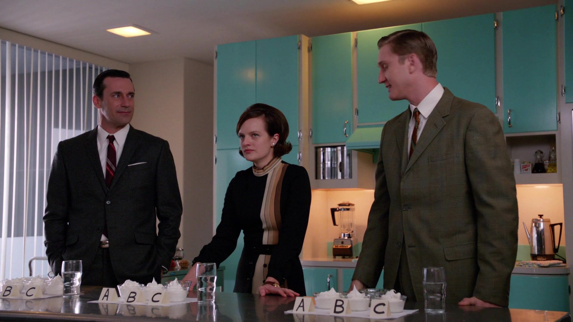 Mad-Men-Season-5x08-249.jpg Mad-Men-Season-5x08-249.jpg