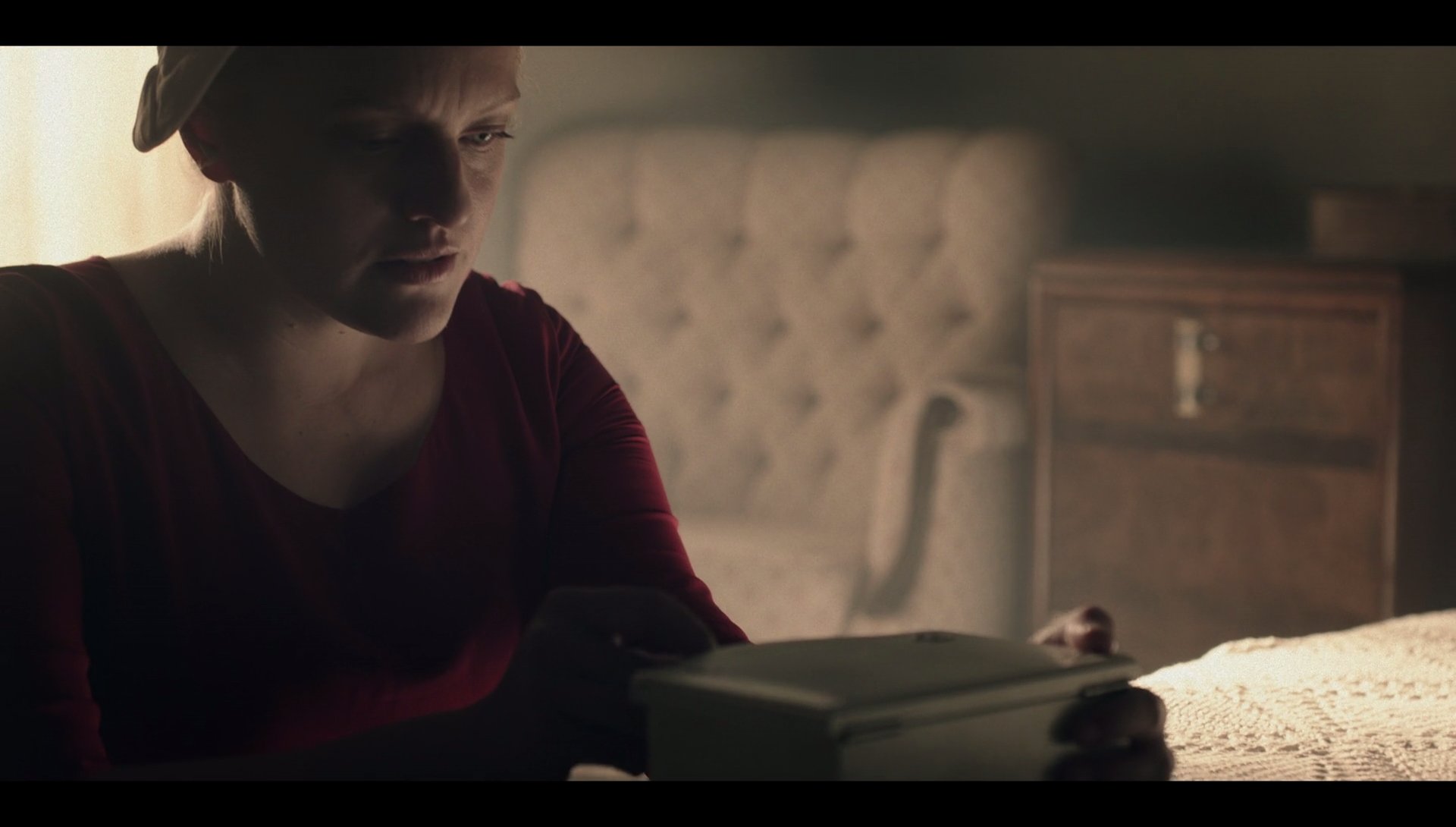 The-Handmaids-Tale-2x08-081.jpg The-Handmaids-Tale-2x08-081.jpg