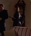 The-West-Wing-1x17-015.jpg