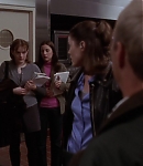 The-West-Wing-1x18-026.jpg