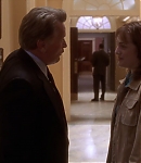 The-West-Wing-1x22-032.jpg