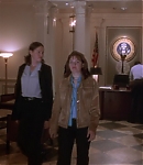 The-West-Wing-1x22-042.jpg