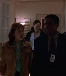 The-West-Wing-1x22-046.jpg