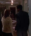 The-West-Wing-1x22-063.jpg