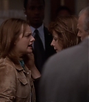 The-West-Wing-2x01-027.jpg