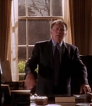 The-West-Wing-4x16-022.jpg