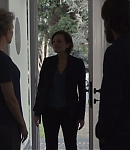 Top-Of-The-Lake-2x06-Battle-Of-The-Mothers-512.jpg